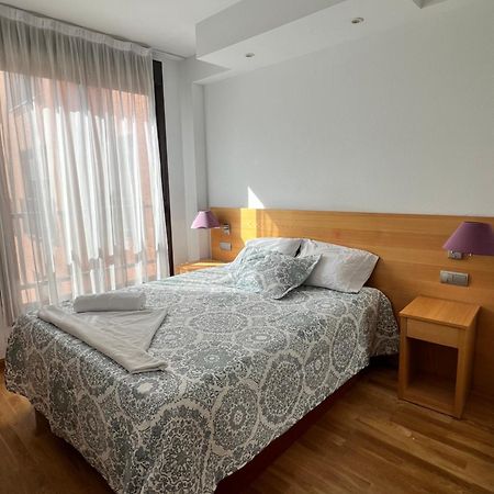 Samaniego Suite, Airport, Ifema Turistico Madrid Exterior foto