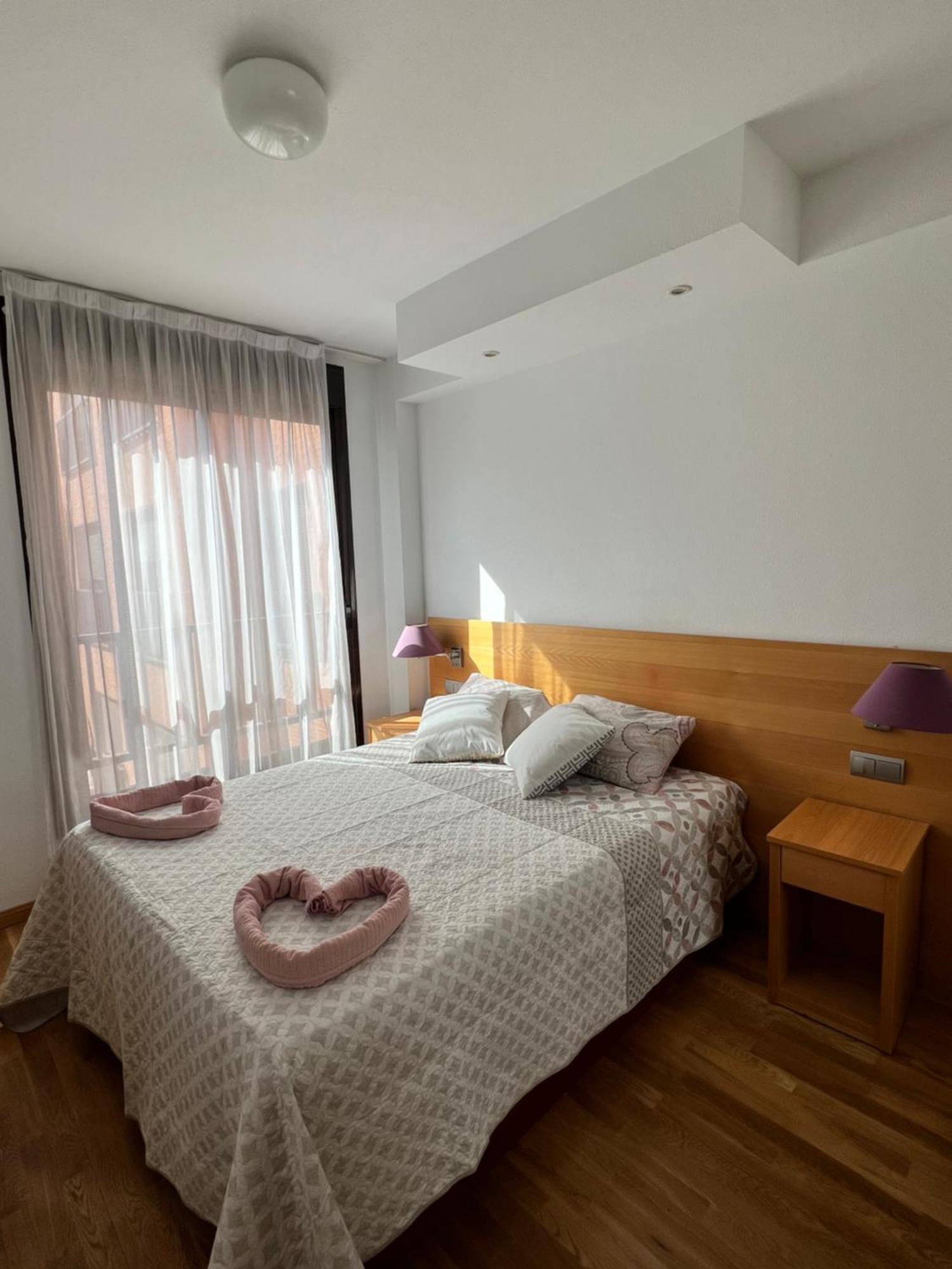 Samaniego Suite, Airport, Ifema Turistico Madrid Exterior foto